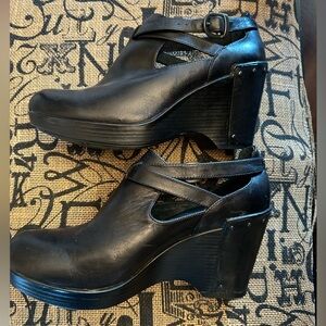 Dansko Black Wedges